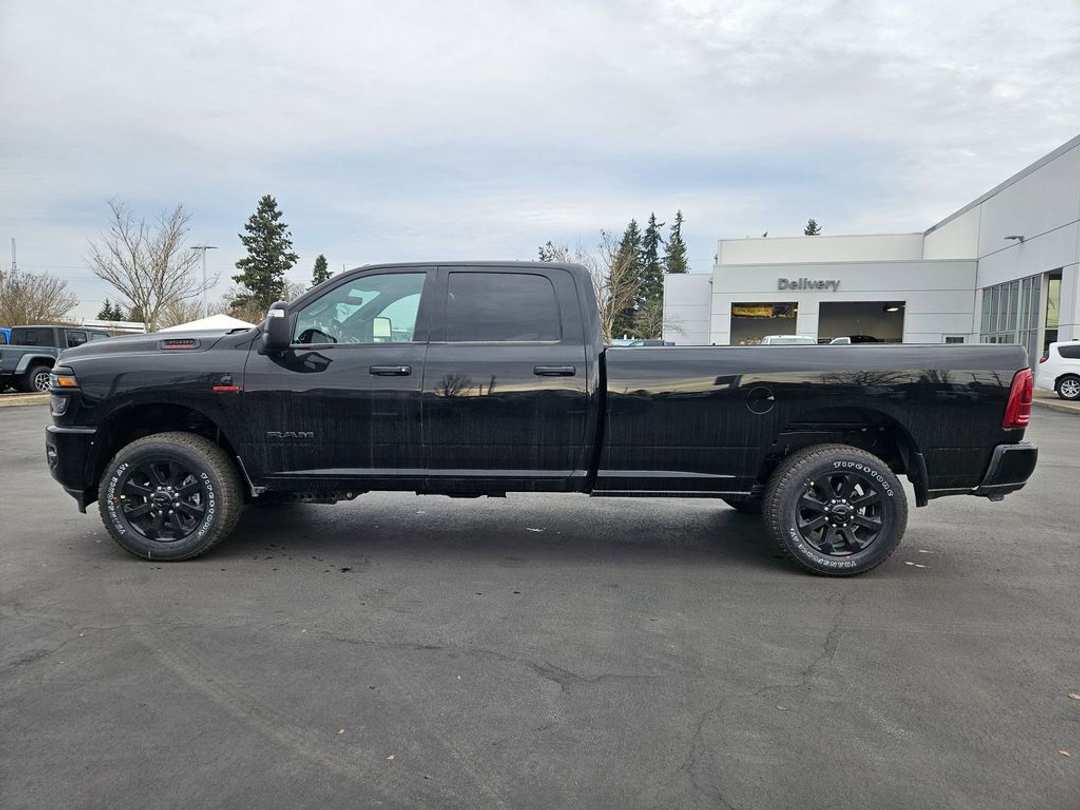 2026 Ram 3500 Big Horn - Image 3