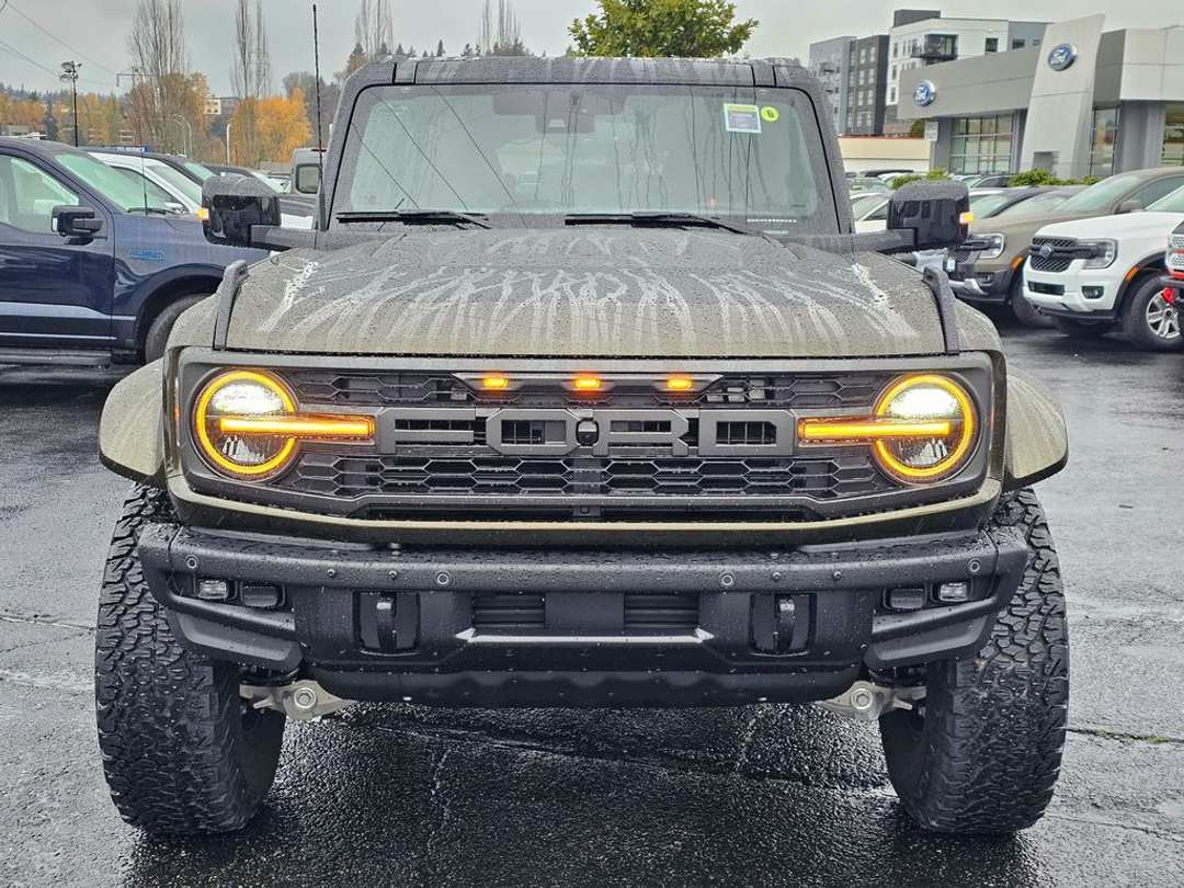 2025 Ford Bronco Raptor - Image 2