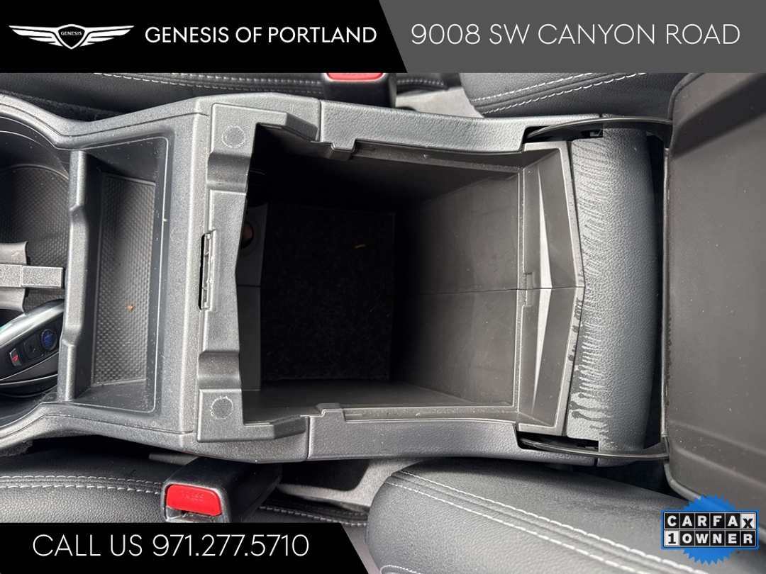 2022 Subaru Forester Premium - Image 32