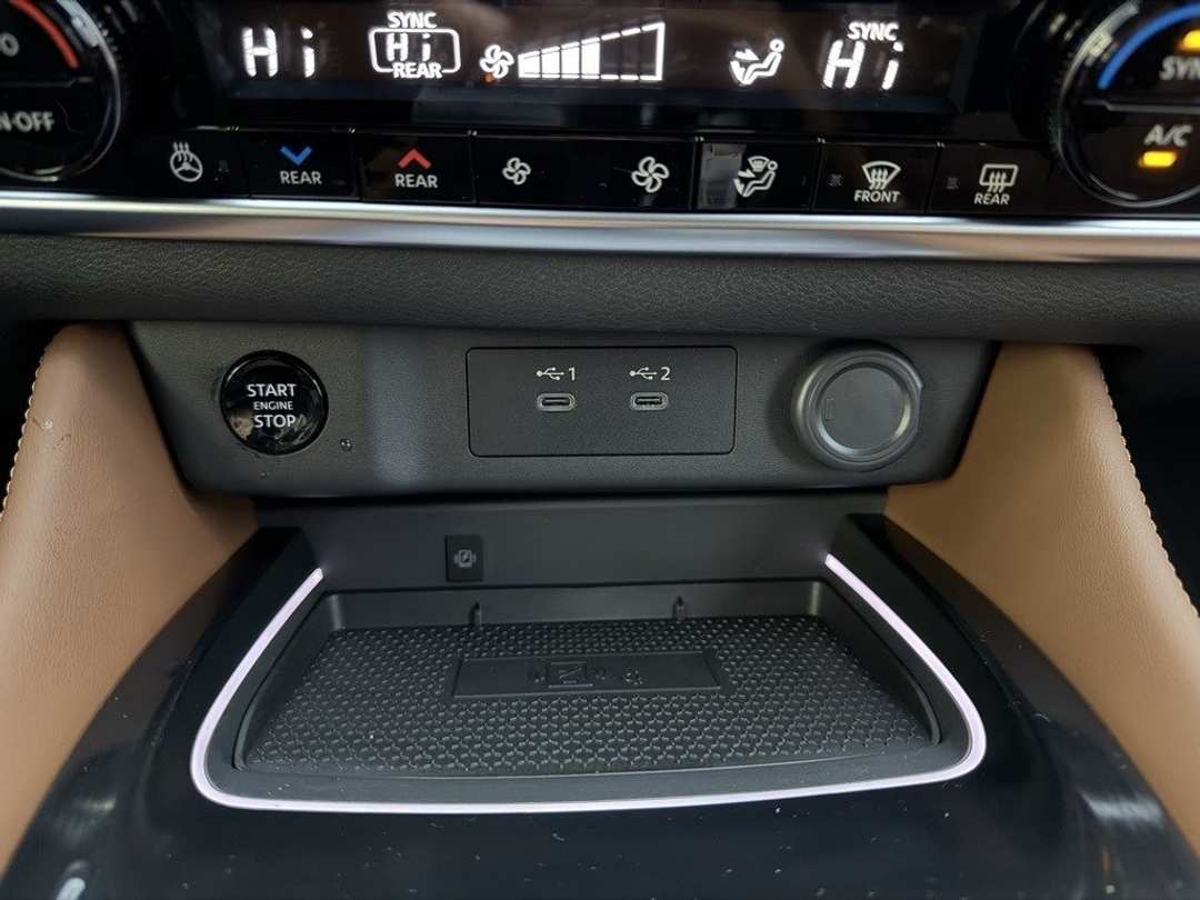 2026 Nissan Rogue Platinum - Image 24