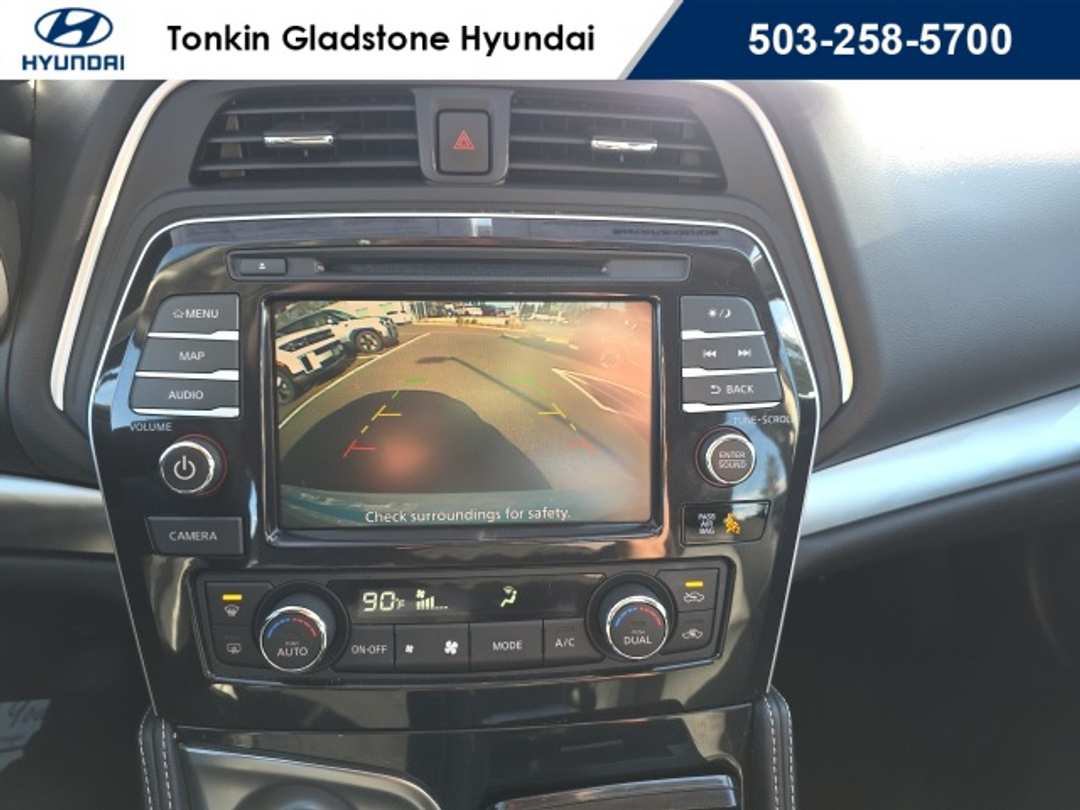 2023 Nissan Maxima SV - Image 17