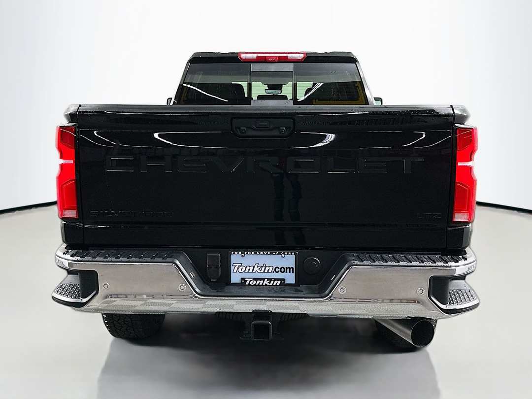 2025 Chevrolet Silverado 3500Hd LTZ - Image 7