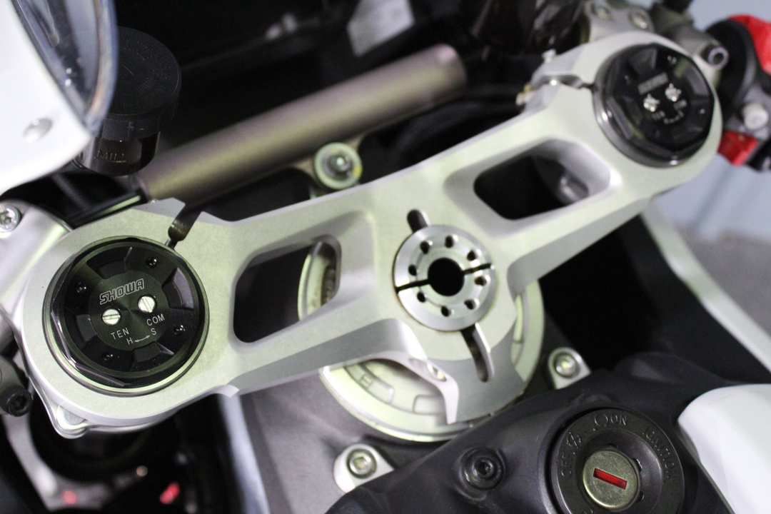 2023 Ducati Panigale V2 - Image 9