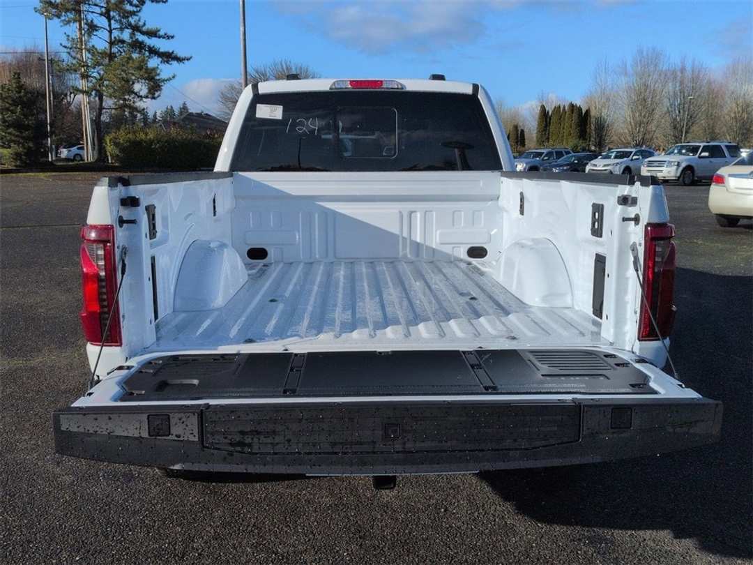 2026 Ford F-150 XLT - Image 25