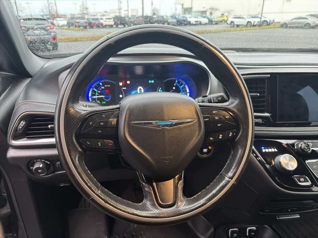 2019 Chrysler Pacifica Limited - Image 29