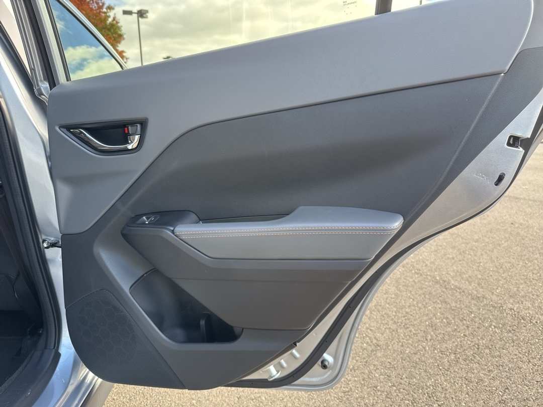 2025 Subaru Crosstrek Limited - Image 22
