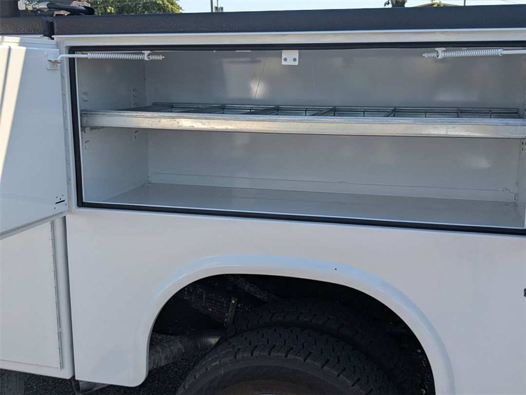 2025 Ford F-550Sd XL - Image 19