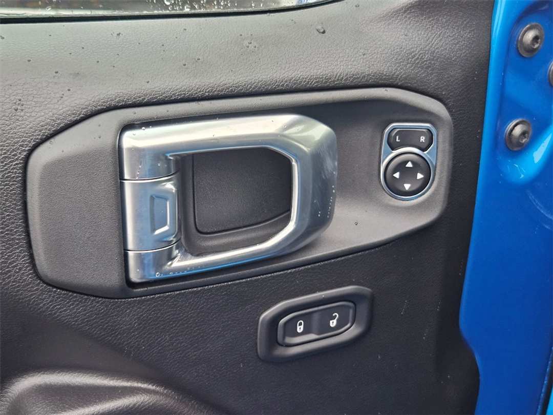 2026 Jeep Gladiator Rubicon - Image 11