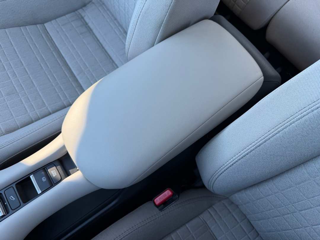 2025 Honda HR-V LX - Image 27