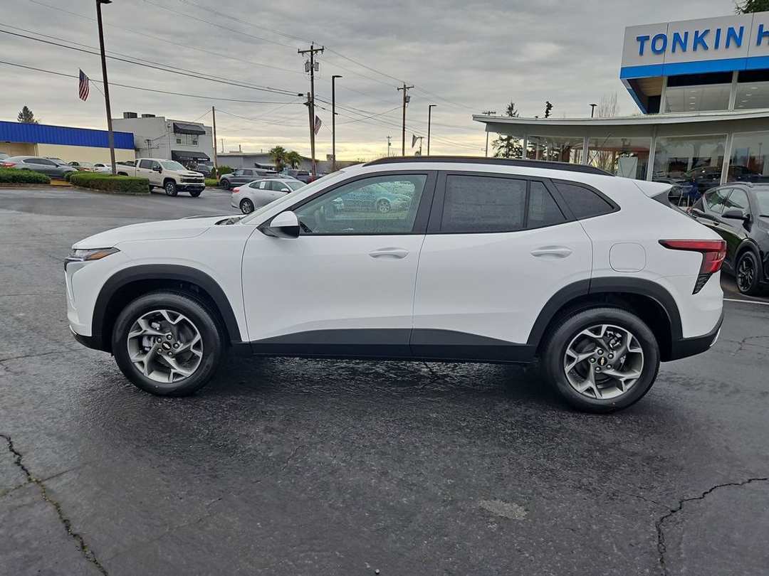 2026 Chevrolet Trax LT - Image 3