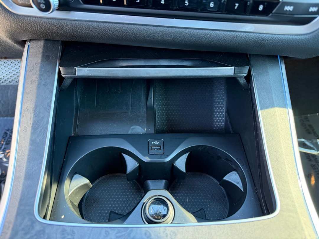 2023 BMW X5 xDrive45e - Image 25