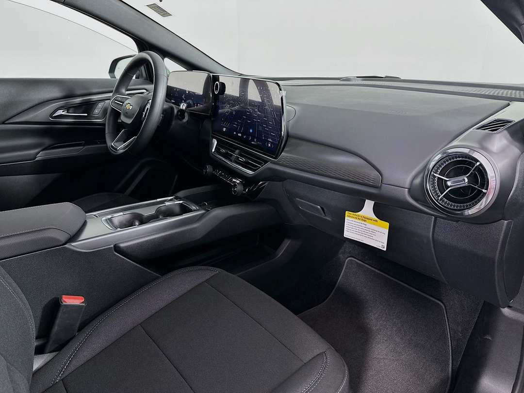 2026 Chevrolet Equinox Ev LT - Image 28