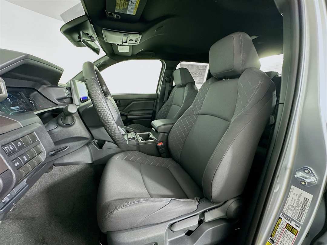 2025 Toyota Tacoma SR5 - Image 20
