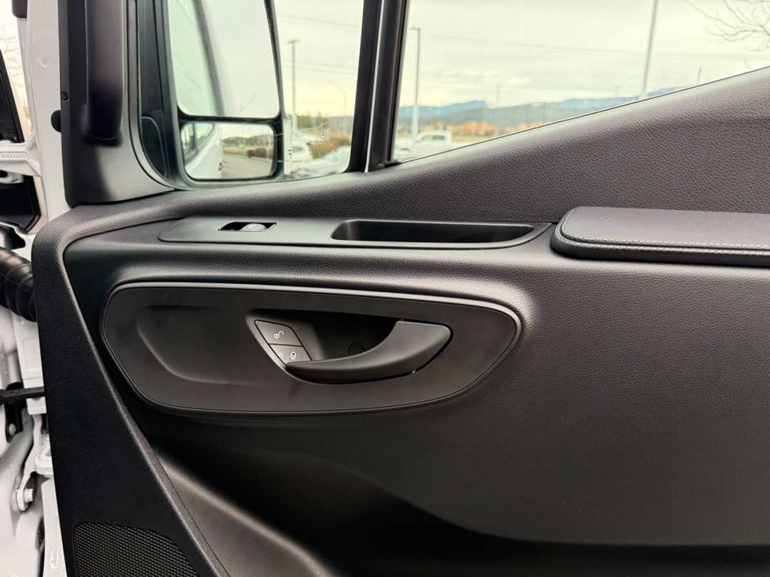 2026 Mercedes-Benz Sprinter 2500 Cargo 144 WB - Image 18