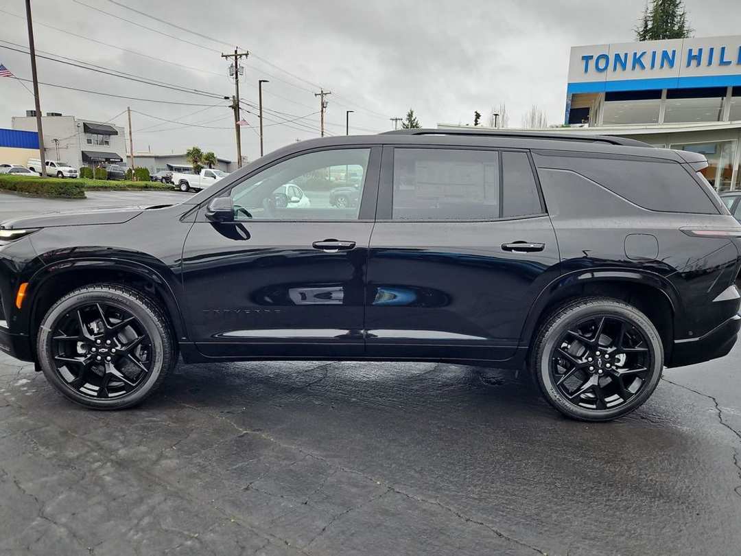 2026 Chevrolet Traverse RS - Image 3