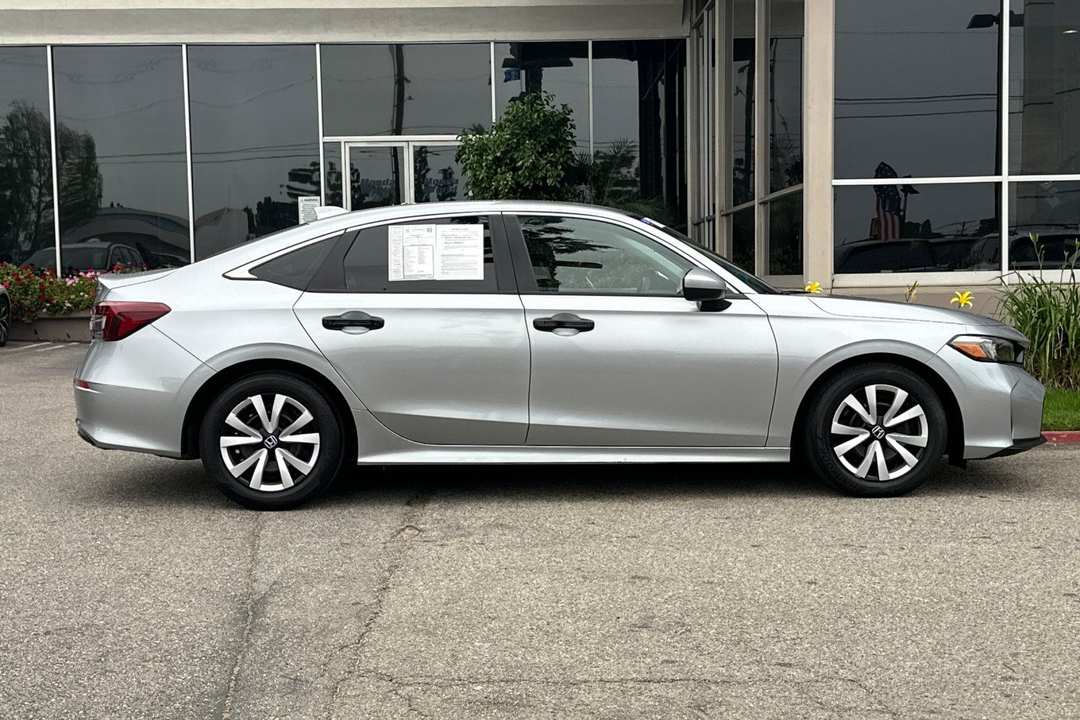 2025 Honda Civic LX - Image 3