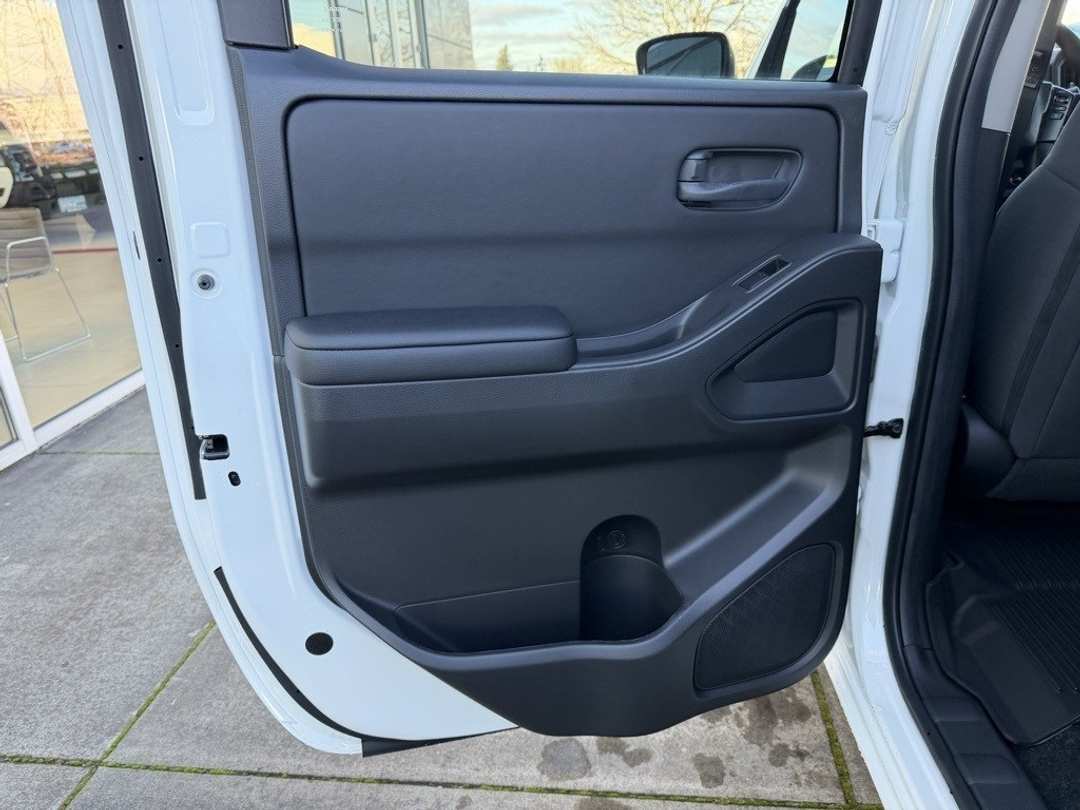 2026 Nissan Frontier S - Image 28