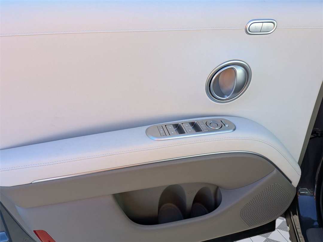 2026 Hyundai Palisade SEL Premium - Image 9