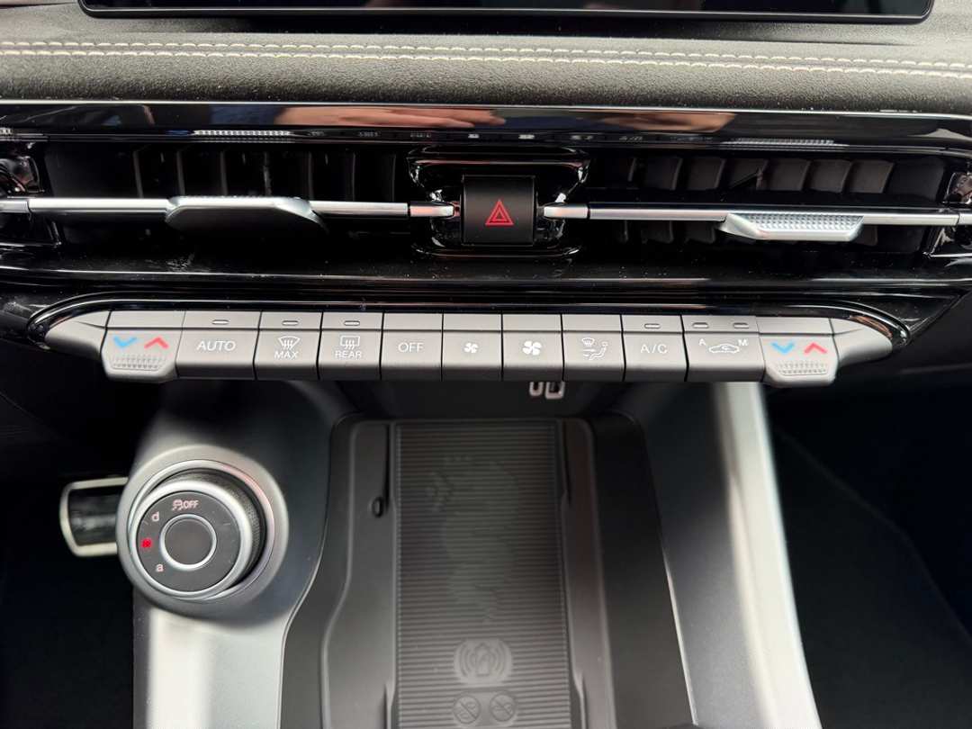 2026 Alfa Romeo Tonale Sport Speciale - Image 24