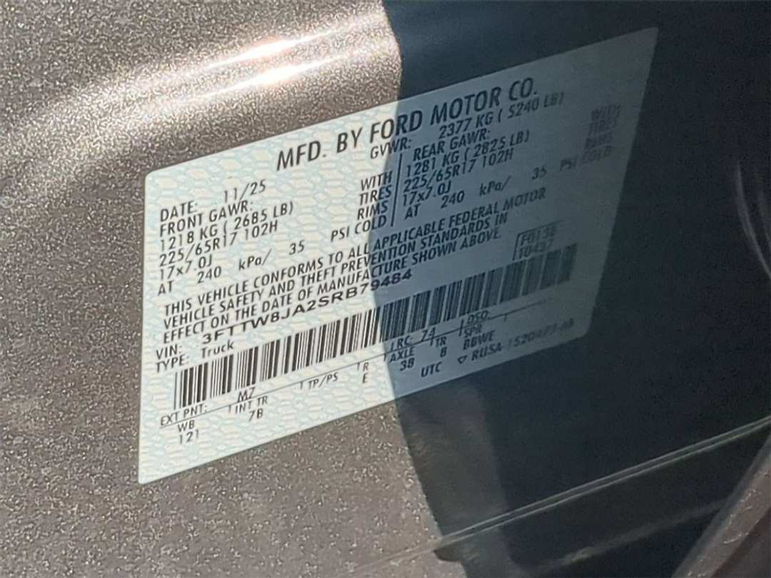 2025 Ford Maverick XLT - Image 32