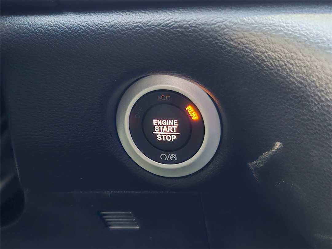 2026 Chrysler Voyager LX - Image 17