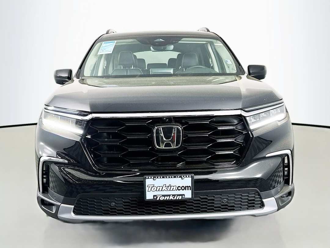 2025 Honda Pilot Elite - Image 2