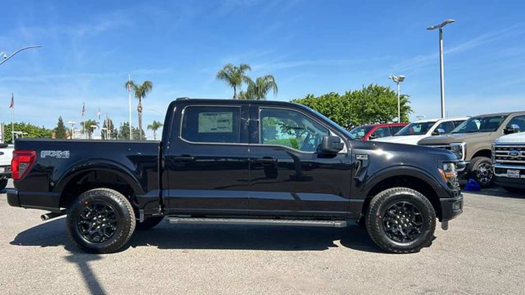 2026 Ford F-150 XLT - Image 2