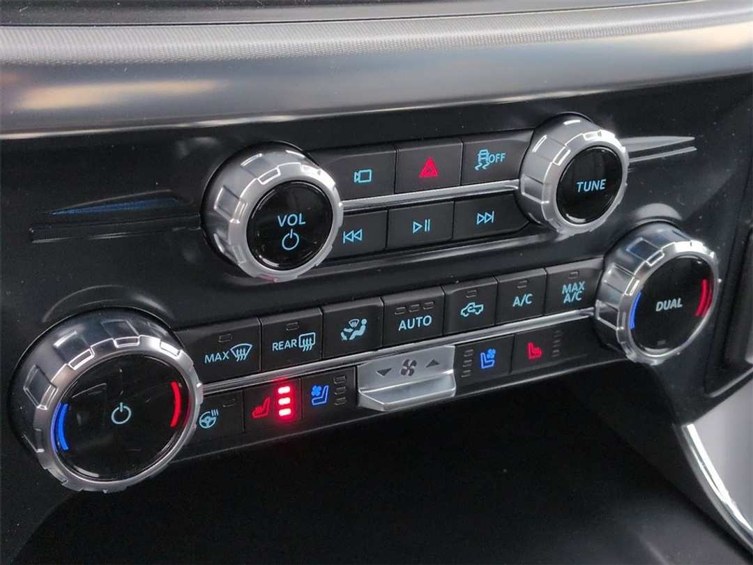 2026 Ford F-150 Lariat - Image 21