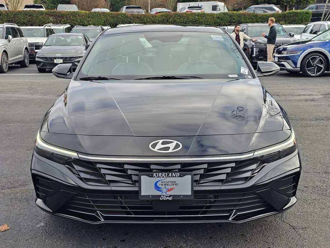 2026 Hyundai Elantra Limited - Image 2
