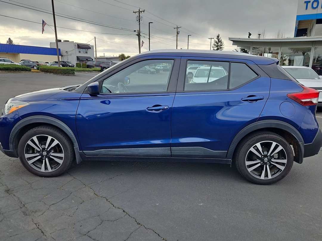 2019 Nissan Kicks SV - Image 3