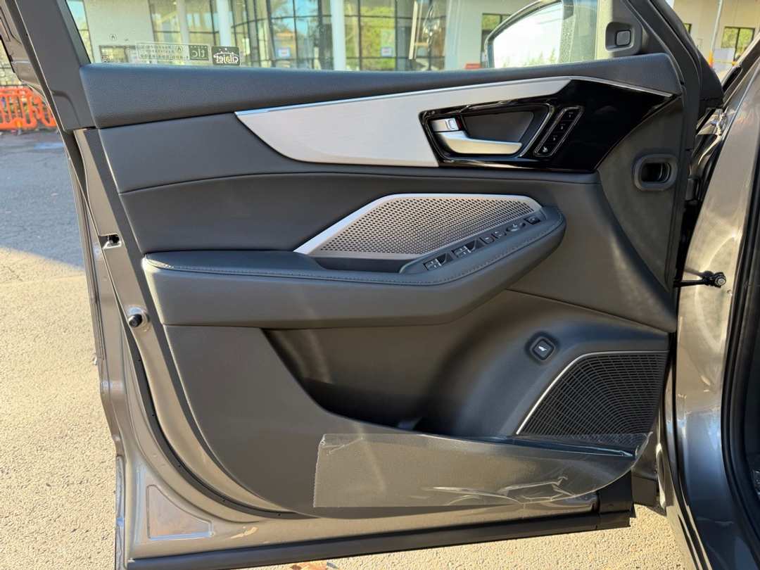 2026 Acura MDX Base - Image 11