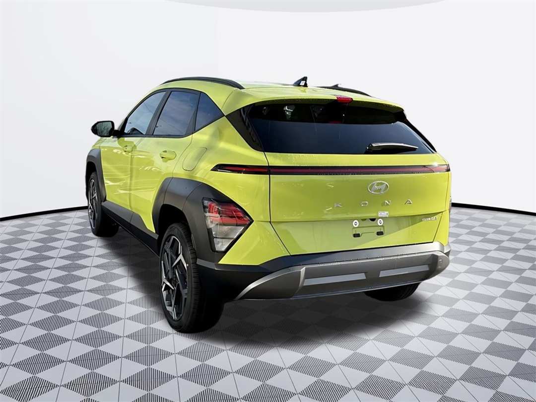 2026 Hyundai Kona SEL Premium - Image 5