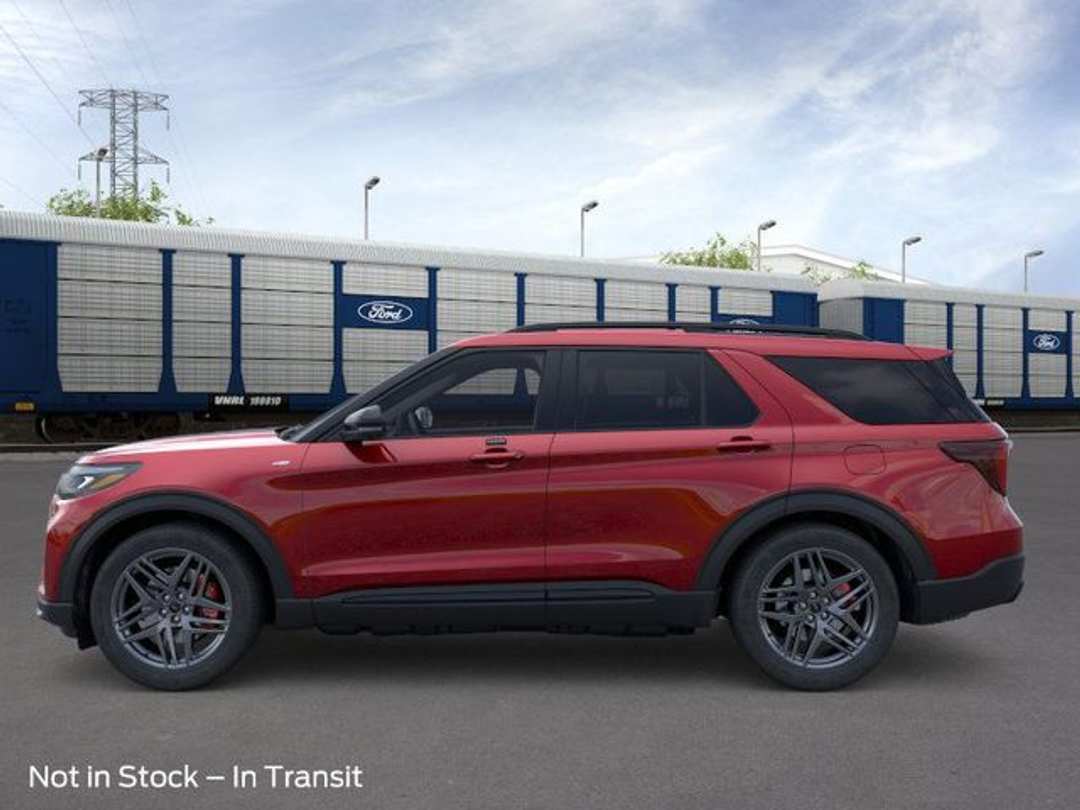 2026 Ford Explorer STLine - Image 3