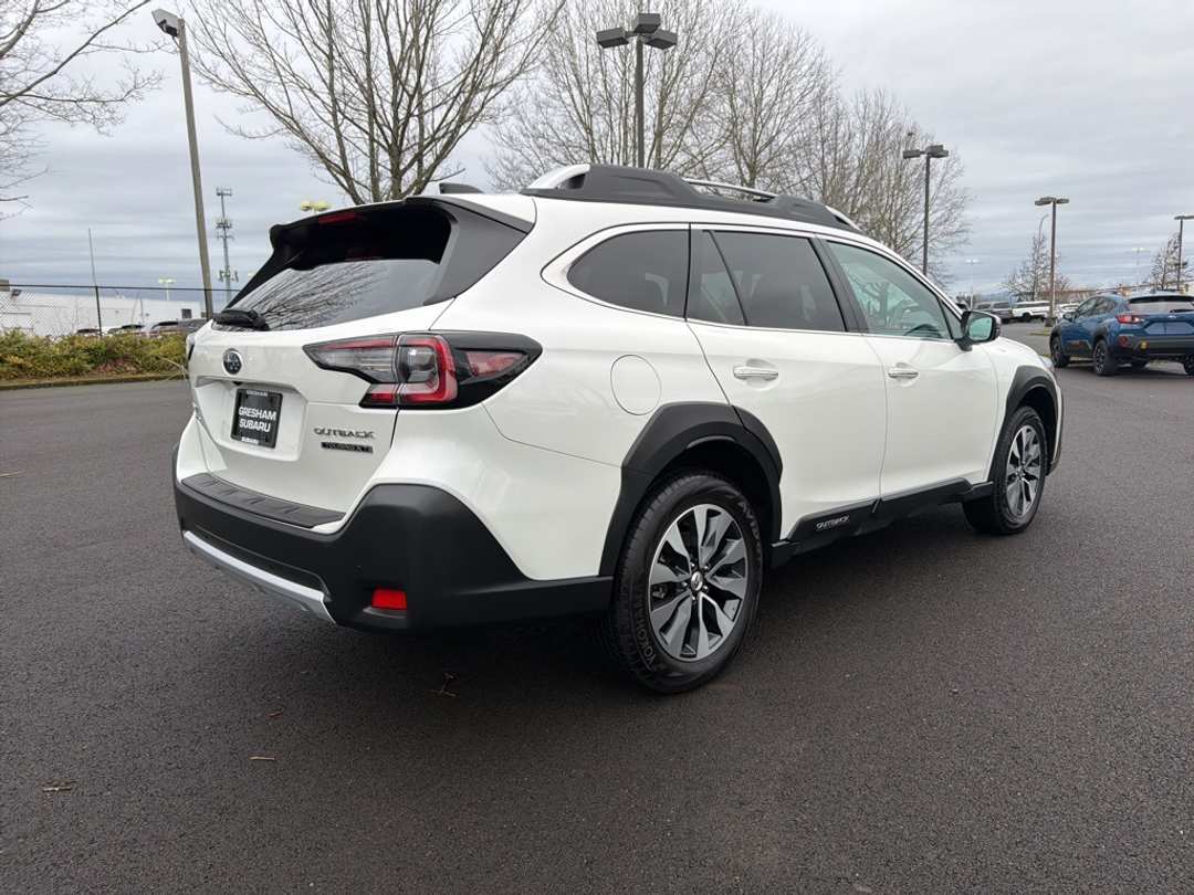 2023 Subaru Outback Touring XT - Image 7