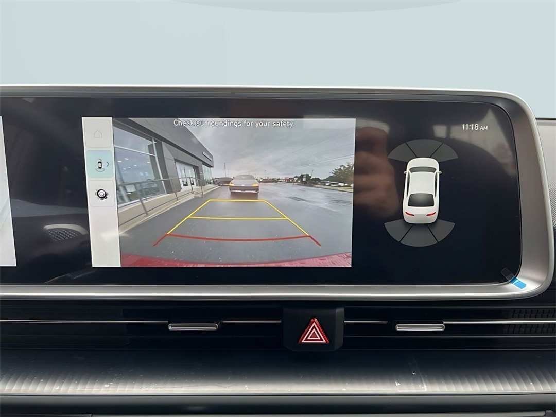 2025 Hyundai Ioniq 6 SE - Image 19