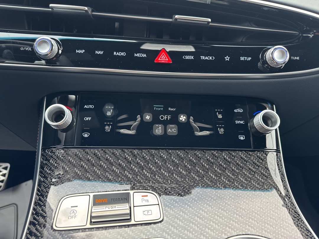 2026 Genesis Gv70 3.5T Sport Prestige - Image 24