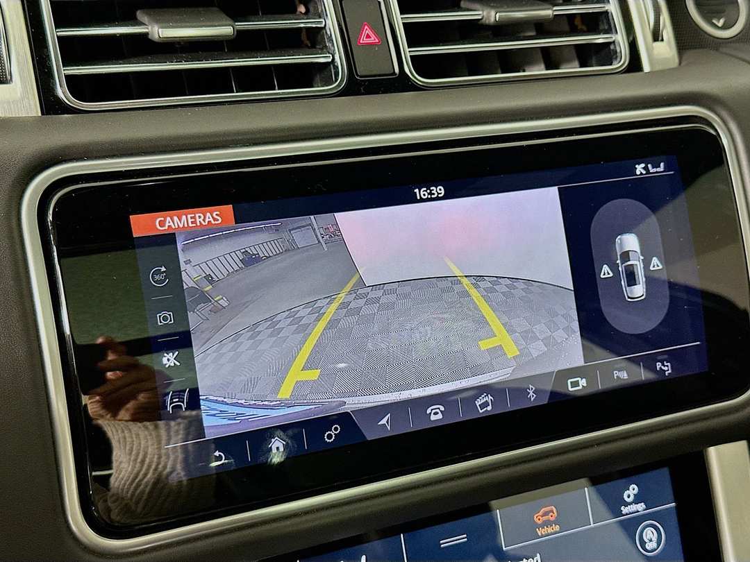 2018 Land Rover Range Rover 5.0L V8 Supercharged - Image 15