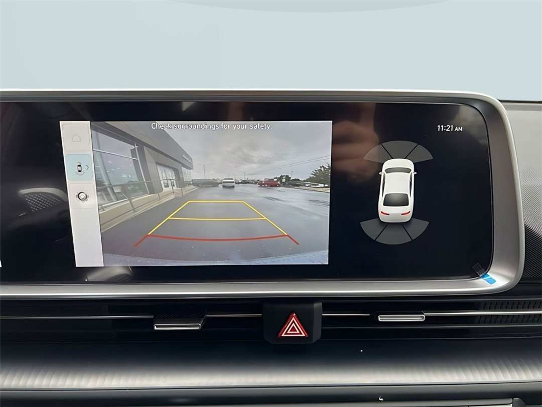 2025 Hyundai Ioniq 6 SE - Image 18