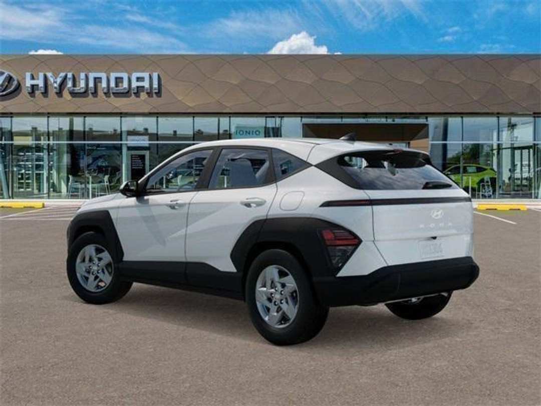 2026 Hyundai Kona SE - Image 5