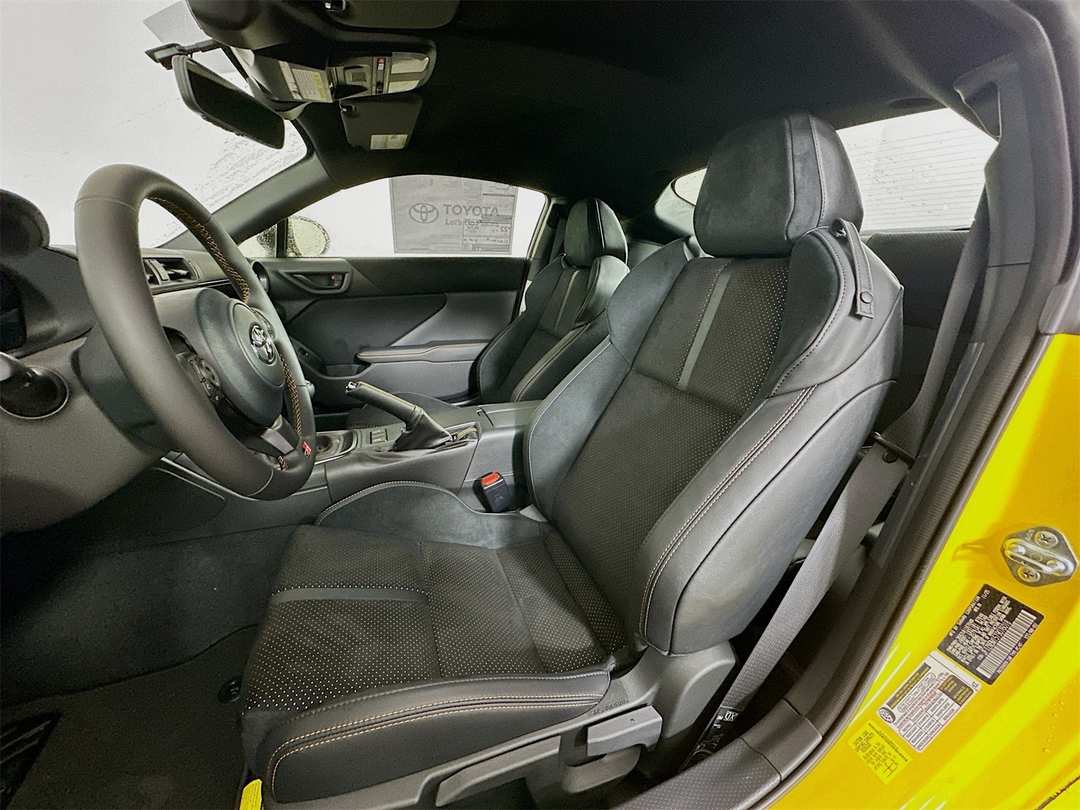 2026 Toyota Gr86 Yuzu Edition - Image 20