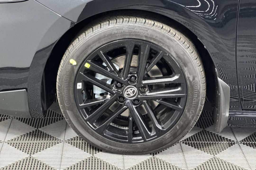 2026 Toyota Camry SE - Image 24