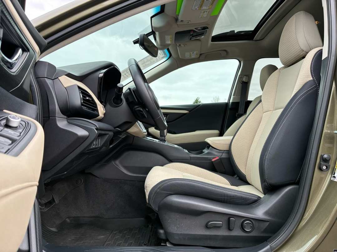 2021 Subaru Outback Premium - Image 9