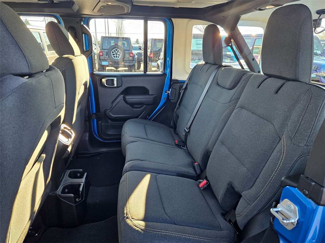 2026 Jeep Wrangler Sport - Image 27