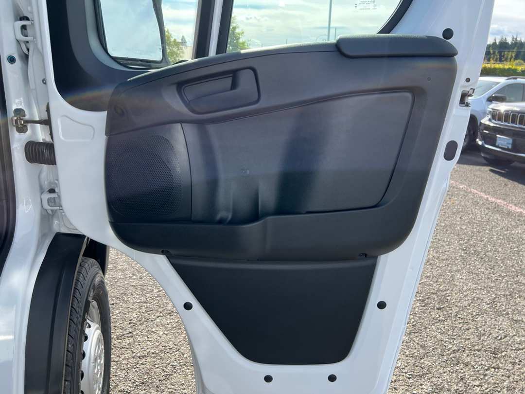 2026 Ram Promaster 1500 Low Roof - Image 24