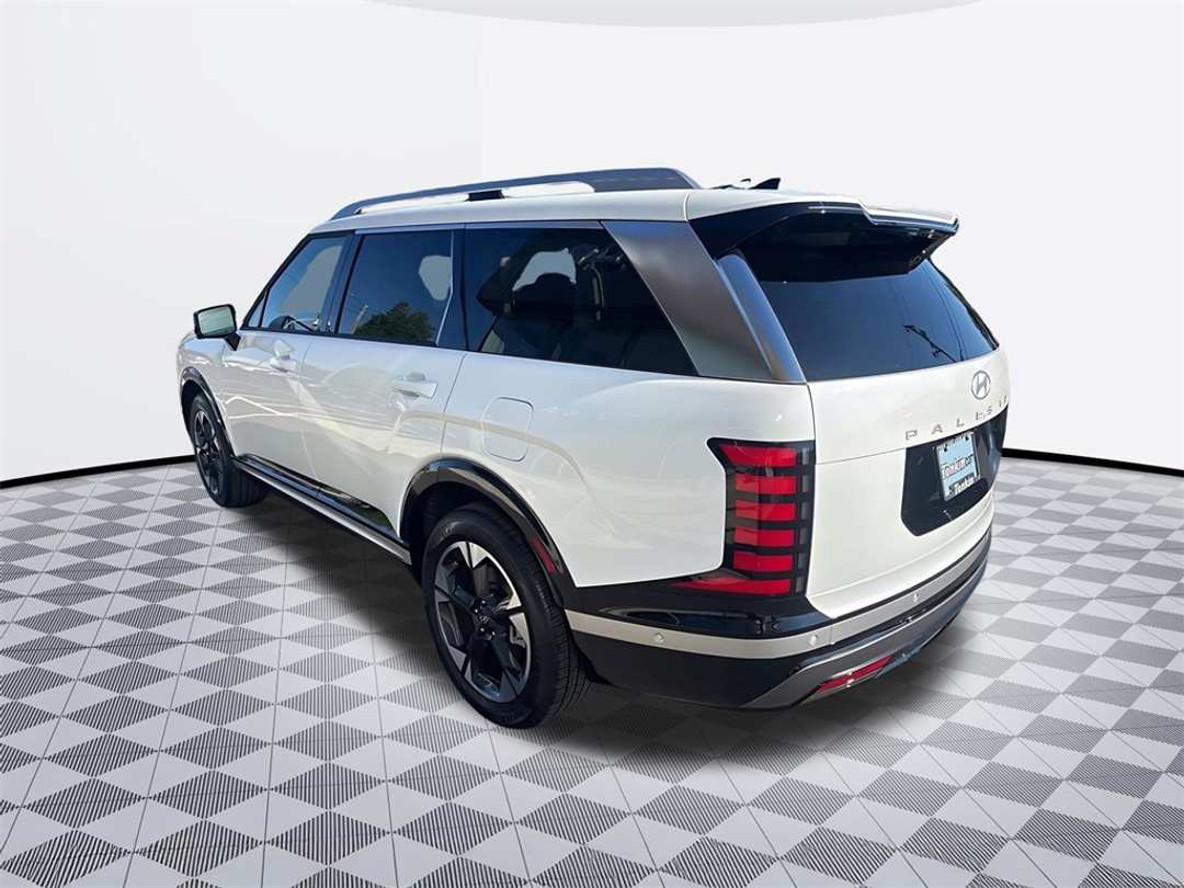 2026 Hyundai Palisade Limited - Image 8