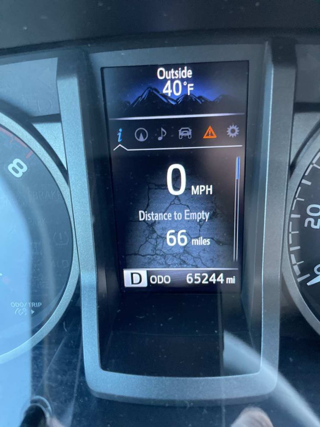 2018 Toyota Tacoma TRD OffRoad - Image 15