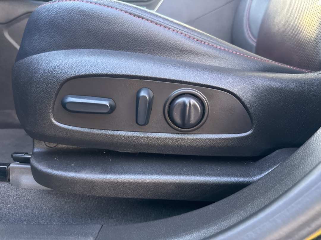 2022 Chevrolet Blazer RS - Image 16