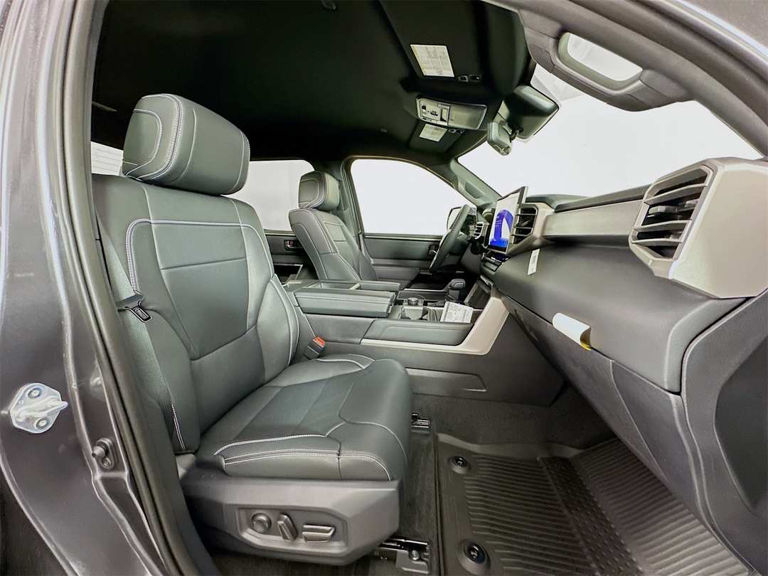 2026 Toyota Tundra Limited - Image 28