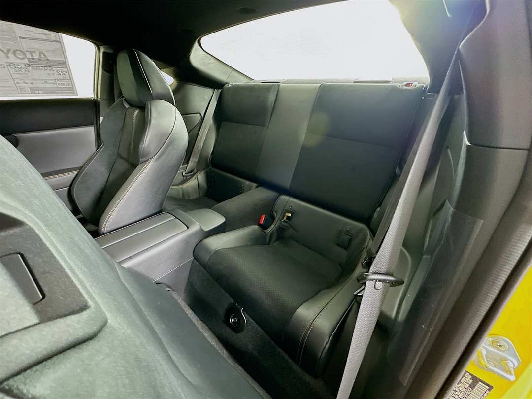 2026 Toyota Gr86 Yuzu Edition - Image 23