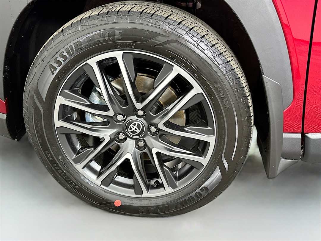 2026 Toyota Corolla Cross XLE - Image 33